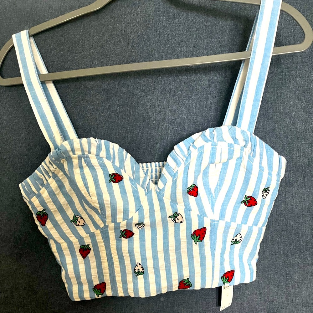 Maeve by Anthropologie crop top size 10, NWT
